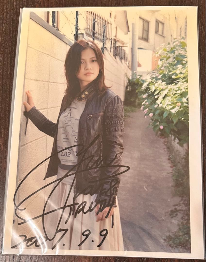 YUI 直筆サイン入りブロマイド