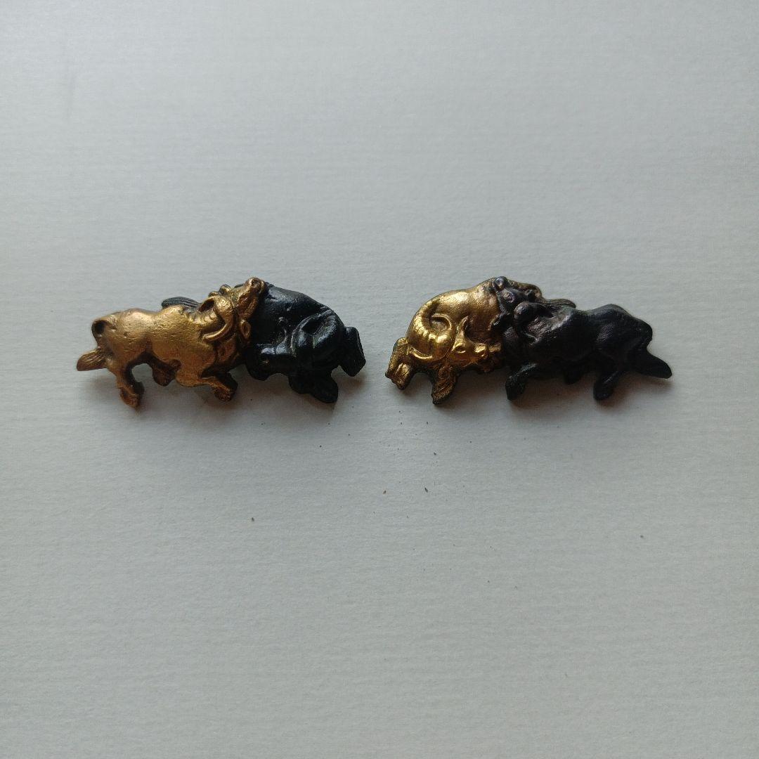 赤銅地金色絵 牛 目貫 江戸時代 鍔 小道具 刀剣