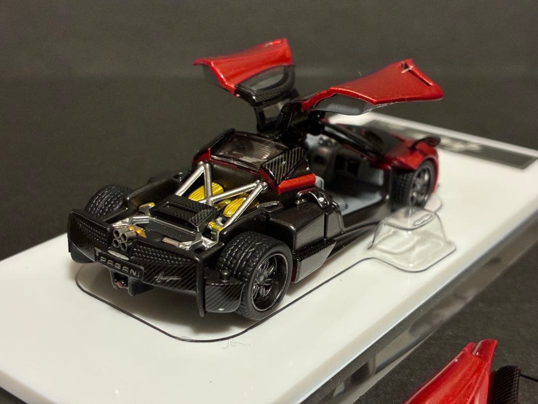 HKM Premium 1/64 パガーニ ウアイラ　999台限定