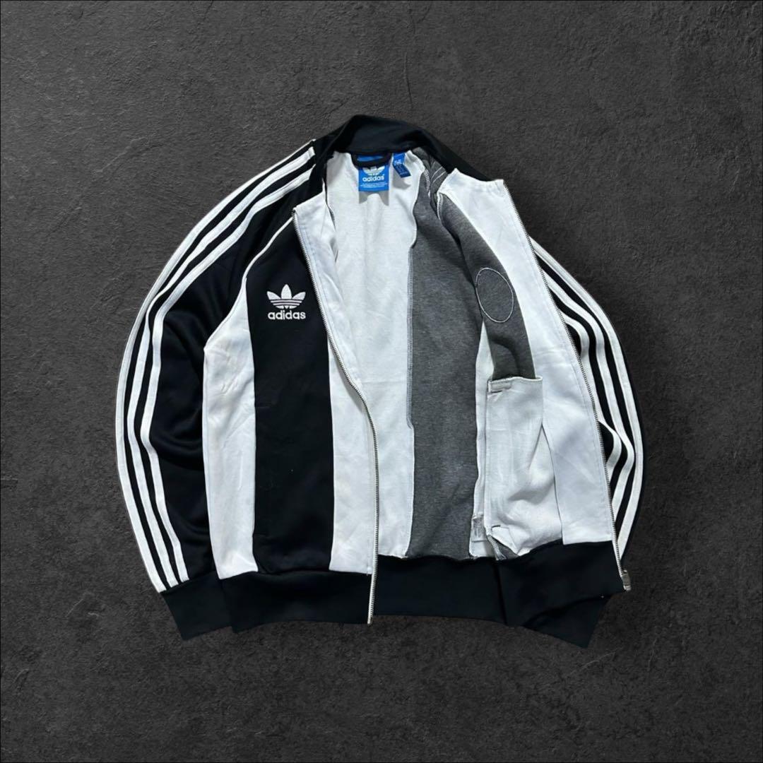 2015年製adidas古着トラックジャケットユヴェントスブラックホワイトT35