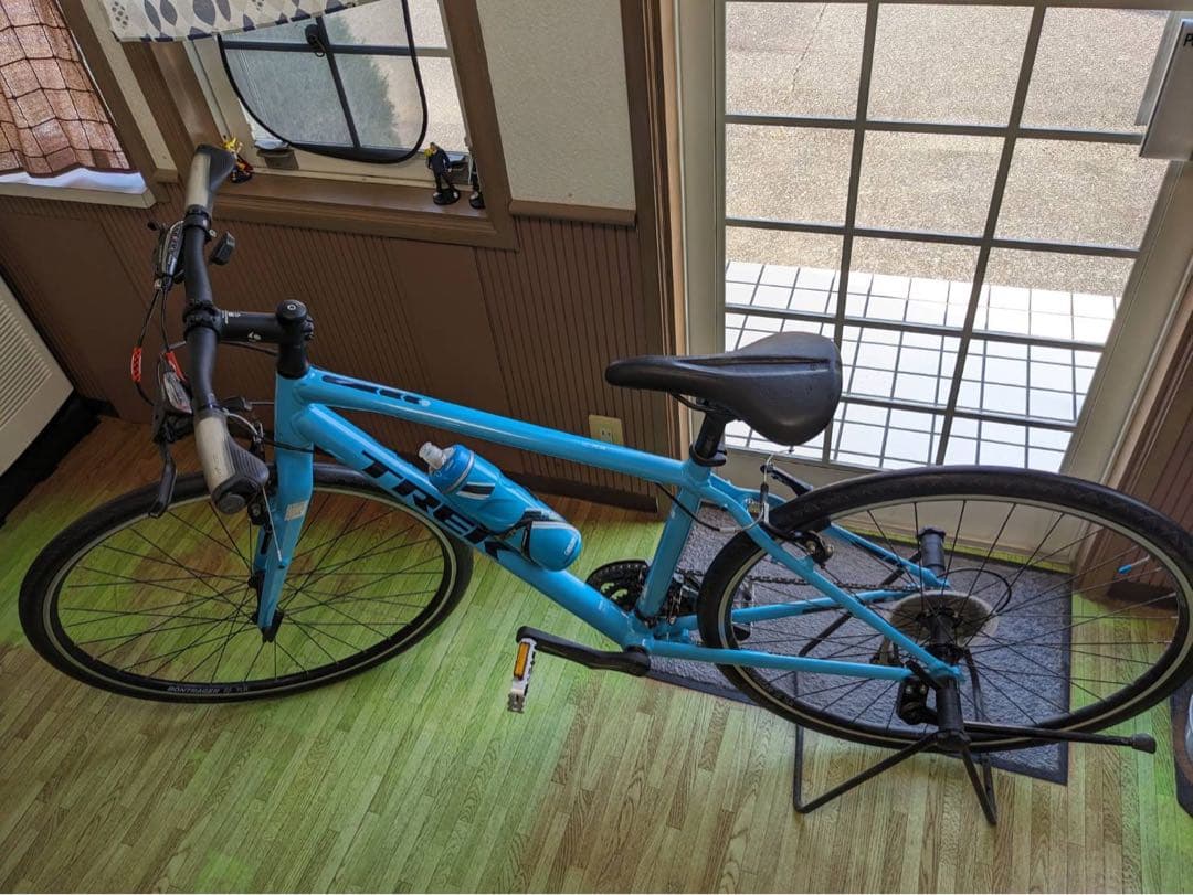 TREKクロスバイク FX3