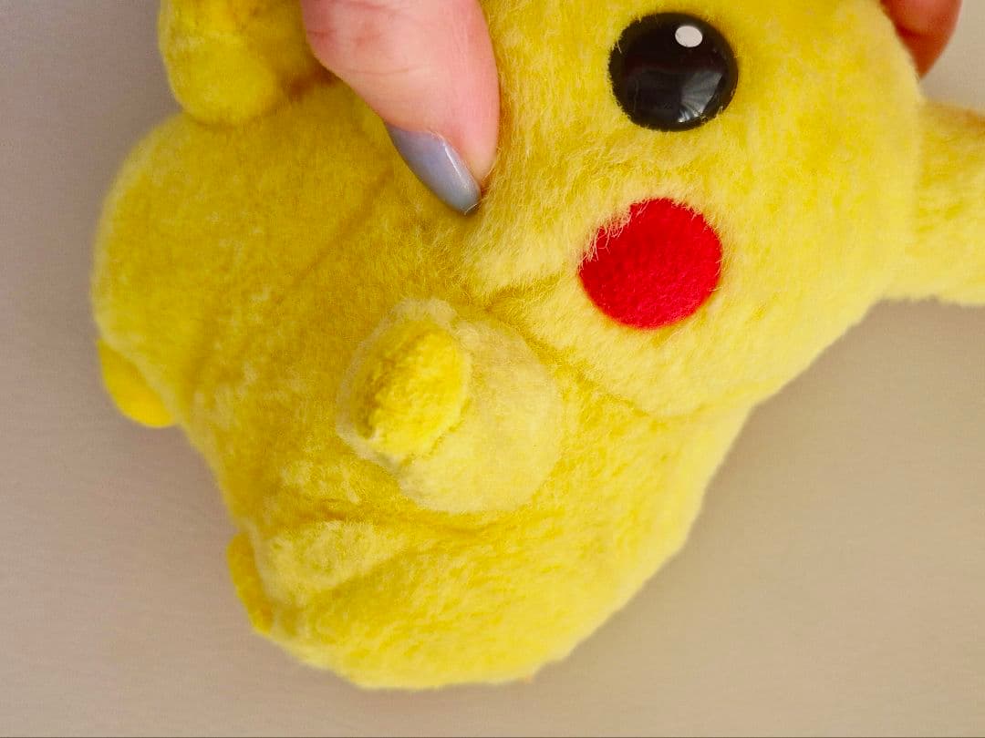 【オークション】ポケモン ピカチュウ 初期 初代 レトロ TOMY ぬいぐるみ