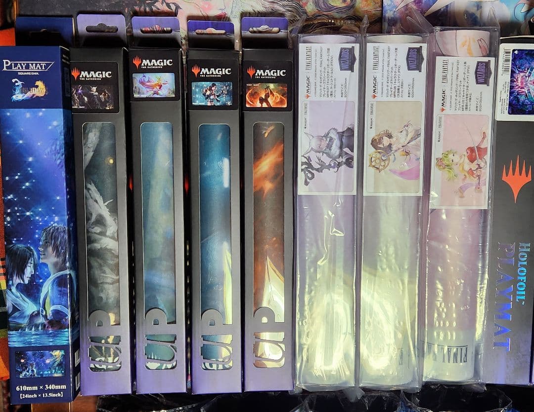 MTGプレイマットアソート(30点)+おまけサプライ(デッキケース・スリーブ等)