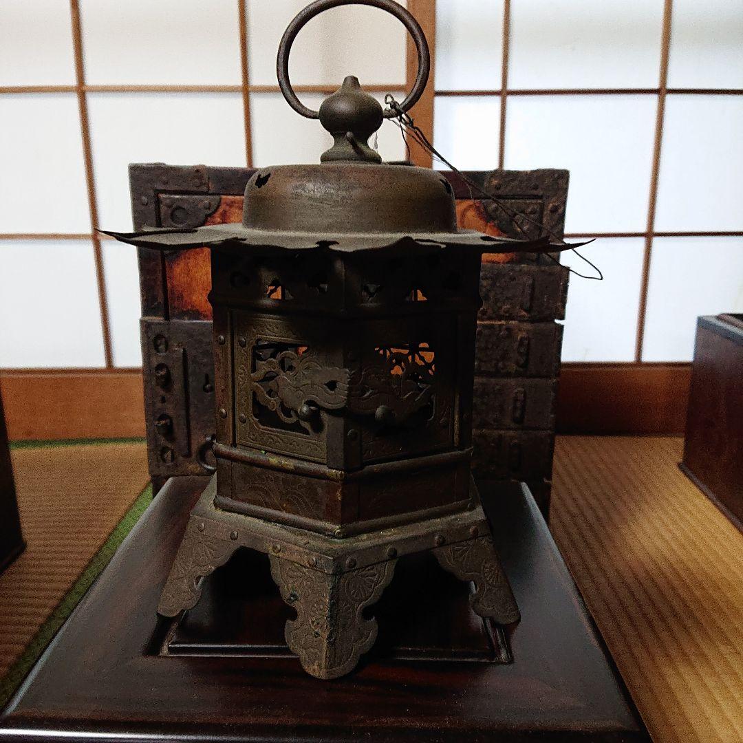 吊り灯篭