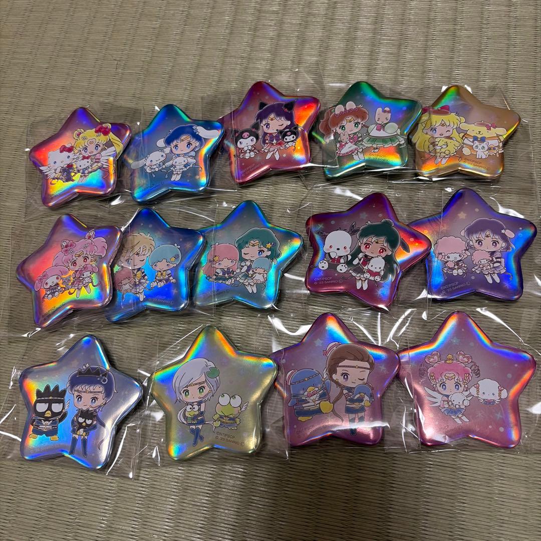 セーラームーン　サンリオ　オーロラ缶バッジ