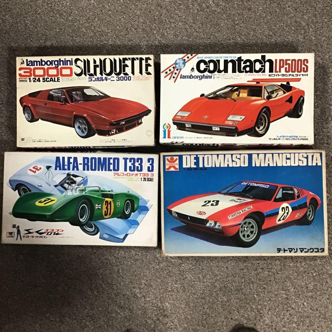 昭和　レトロな車プラモセット　バラ売り不可です。