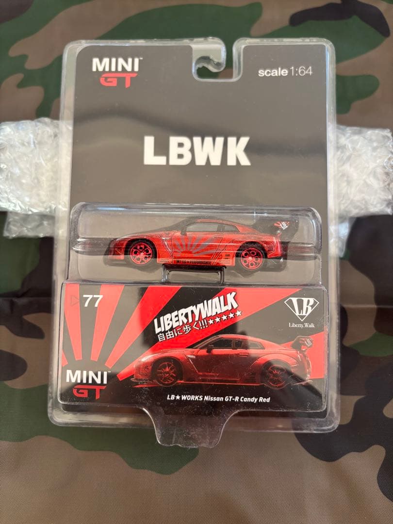 ミニカー MiNiGT 77 LBWORKS Nissan GT-R candy red