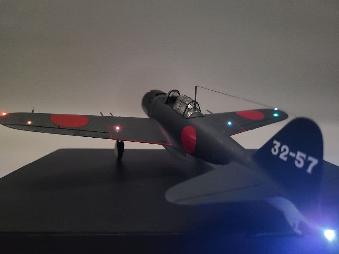 零式艦上戦闘機52型 リアルモーターライズ 完成品 タミヤ1/48 零戦