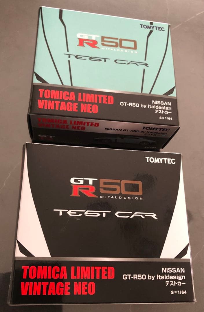1/64 トミカリミテッドヴィンテージ ニッサン GT-R イタルデザイン 2台