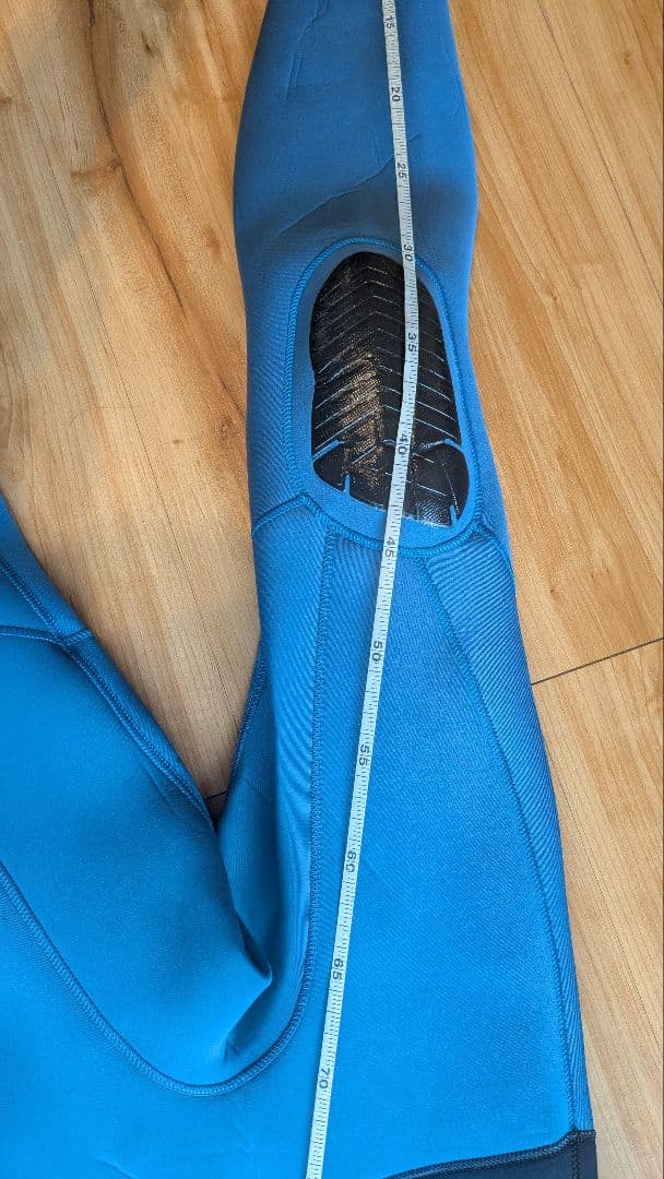 BILLABONG フルスーツ　フロントジップ