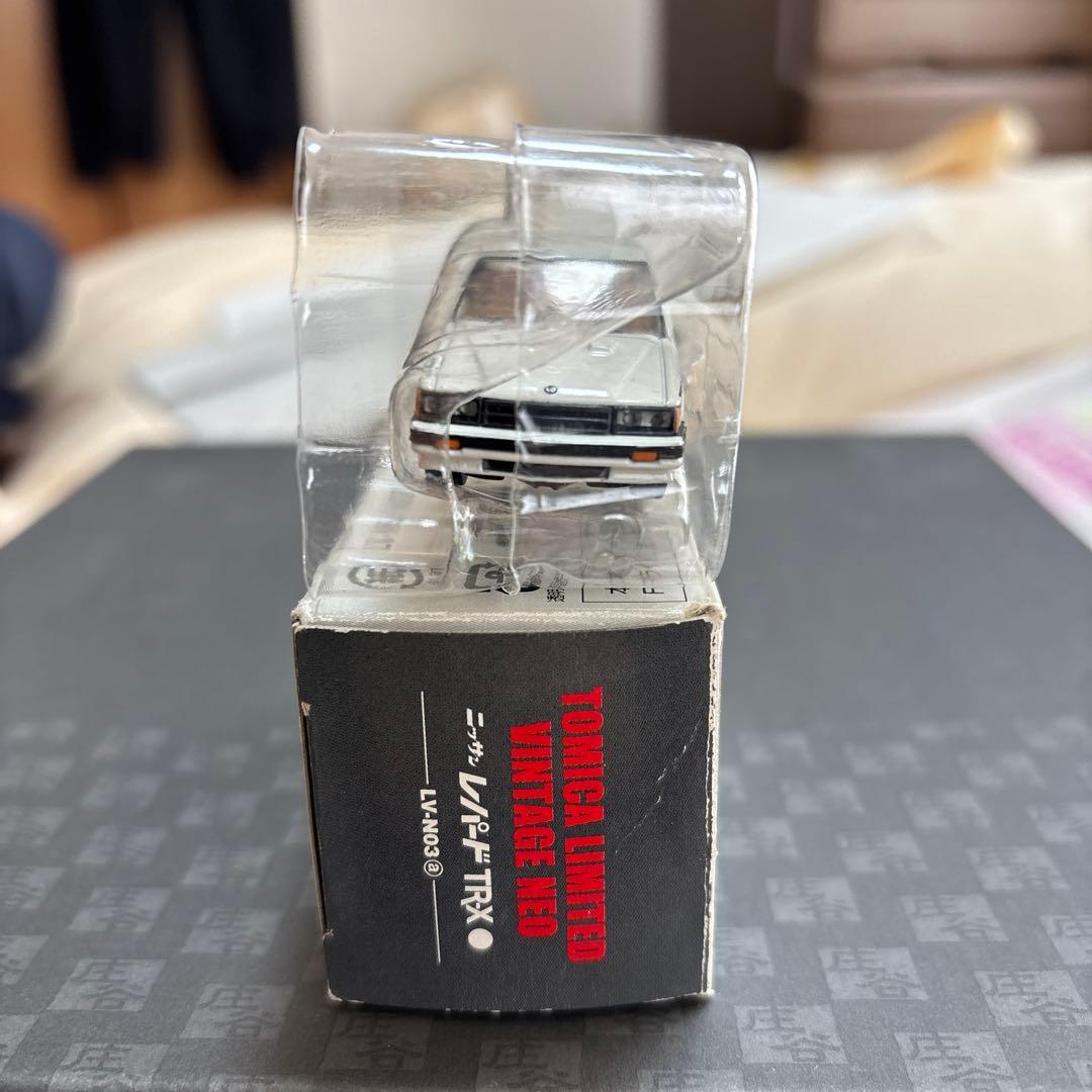 TOMICA LIMITED VINTAGE NEO ２台
