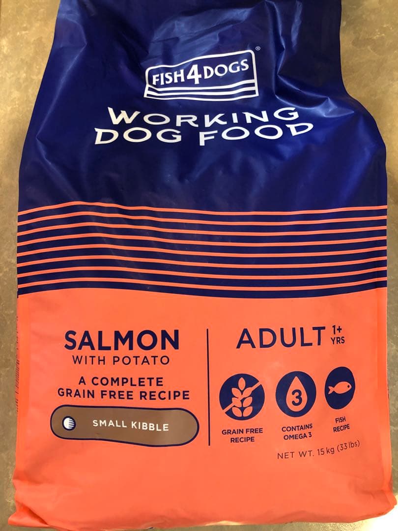 FISH4DOGS サーモン ドッグフード 15kg