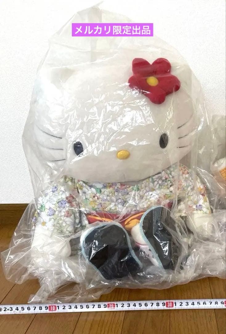 キティちゃん　キティ　ぬいぐるみ　１点