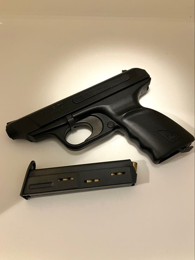 MGC製 VP70 モデルガン バイオハザード マチルダ￼