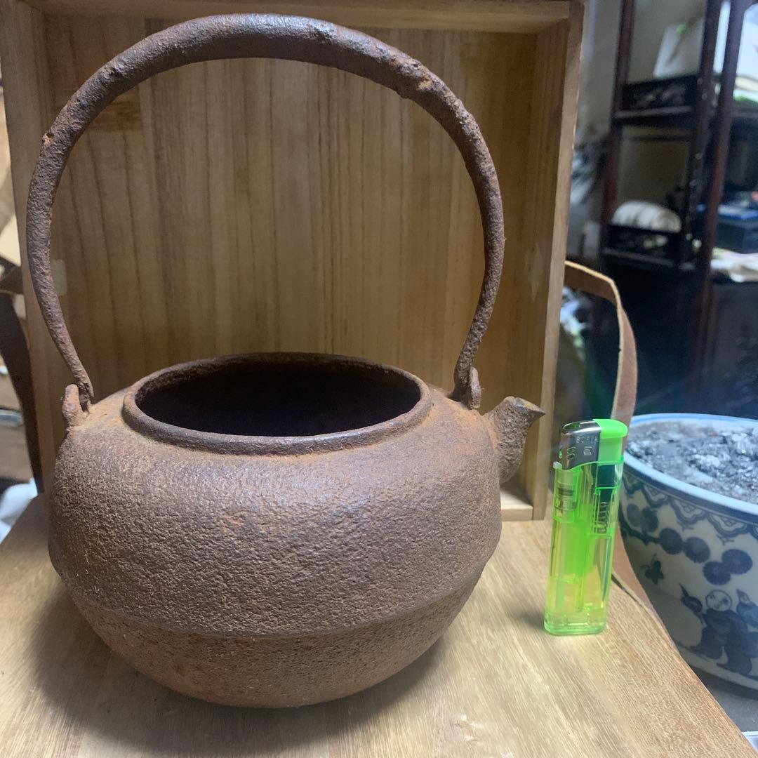 鉄瓶 水漏れあり　蓋なし