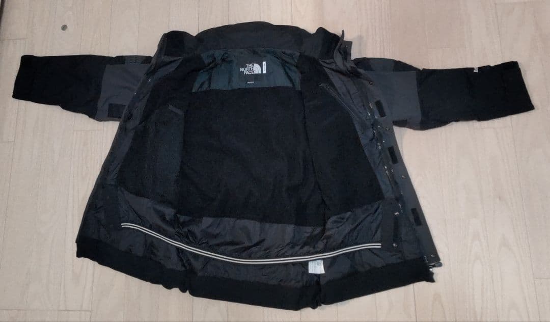 THE NORTH FACE スキーウェア 上M/下L 黒/赤