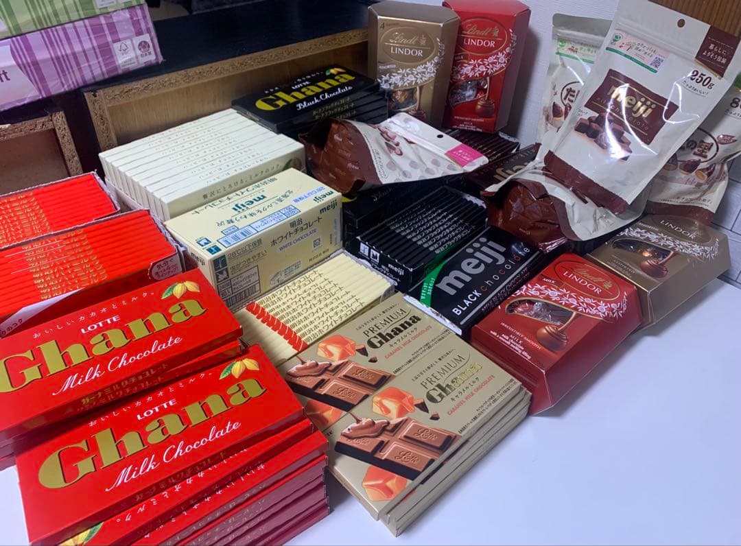 チョコまとめ売り　明治、ガーナ、リンドールなど