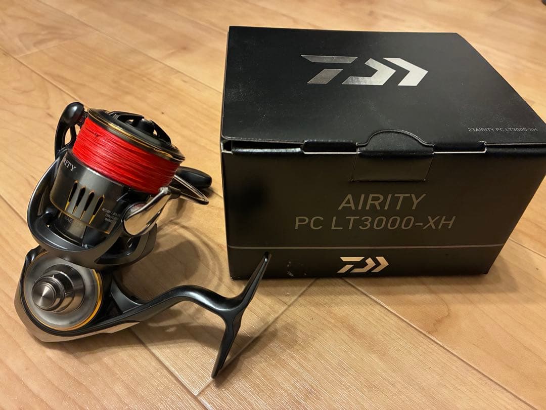 最終値下ダイワ23 エアリティ PC LT3000-XH