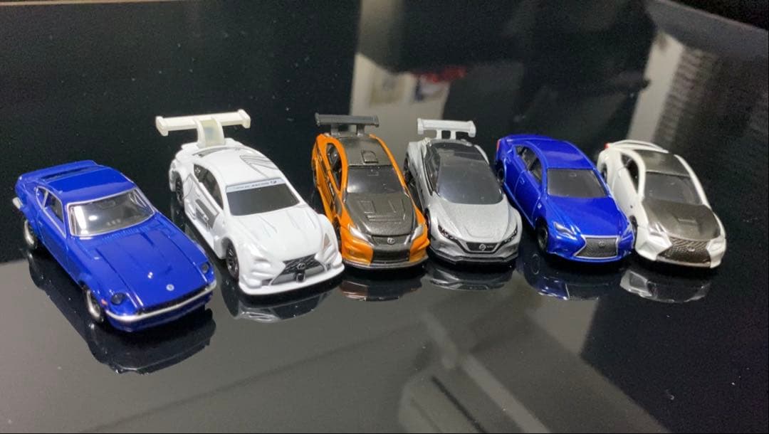 トミカ、ジク (SIKU) 等の ミニカーまとめ売り 105台！