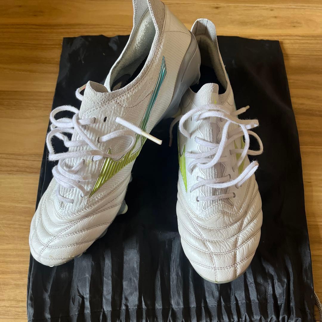 Mizuno Morelia Neo III βサッカーシューズ SG