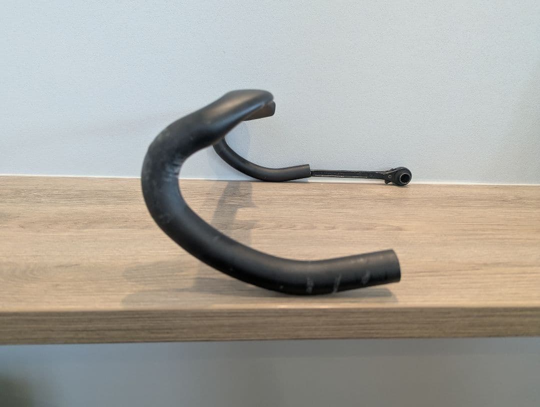 BMC ICS CARBON AEROハンドル 420mm