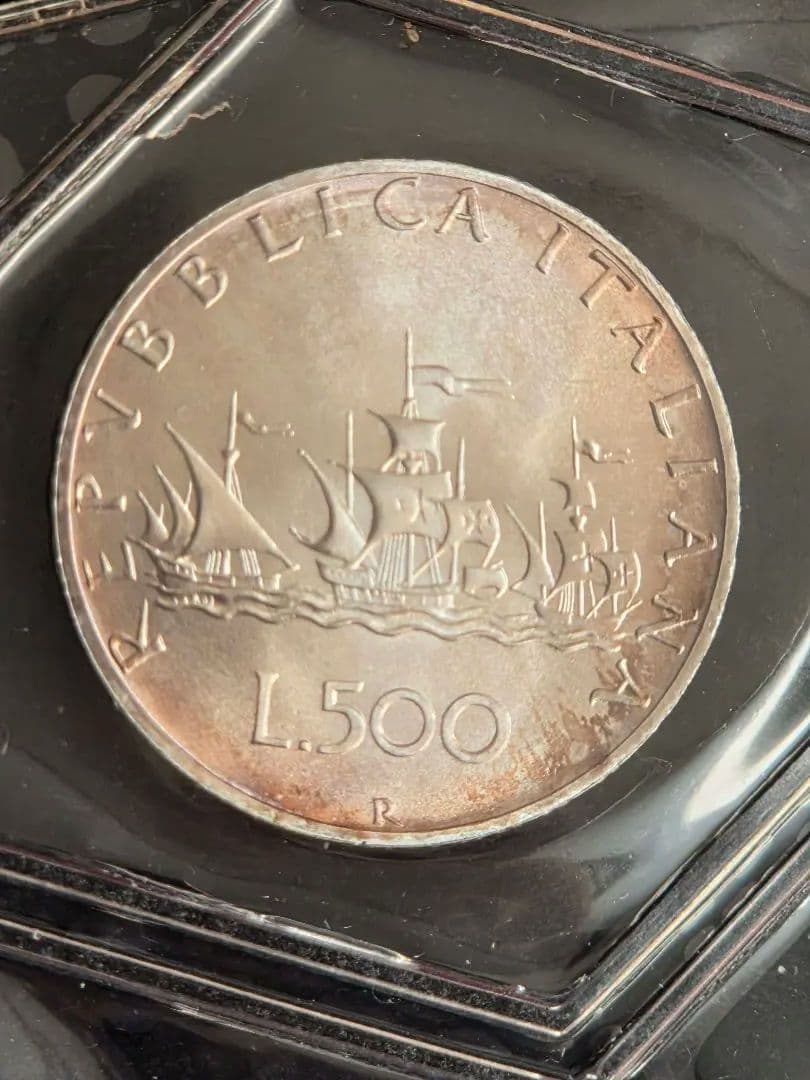 (稀少)イタリア共和国　銀貨と記念貨入りミントセット　11枚　1981