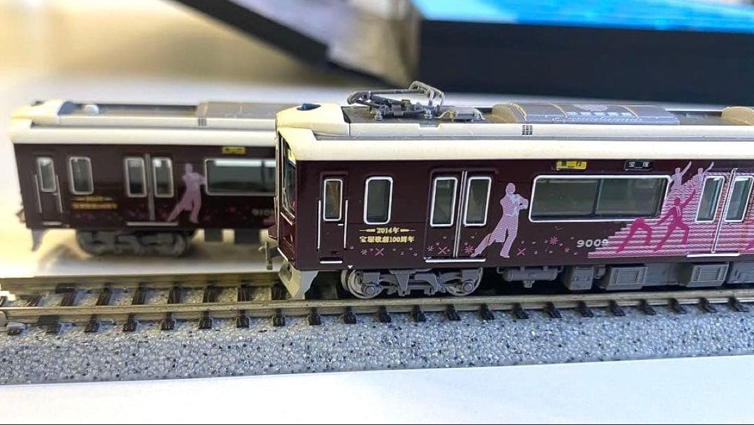 阪急宝塚歌劇100周年記念ラッピング車9000系9009F宝塚線8両セット系