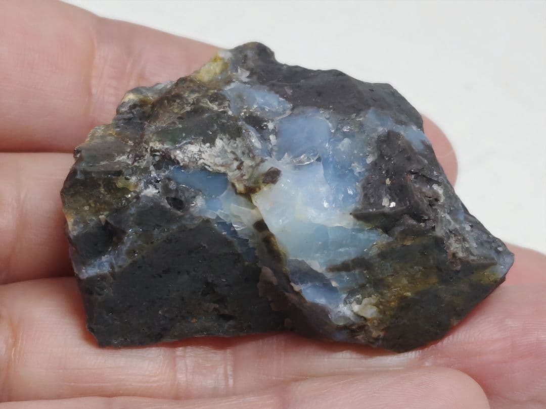 オパール 52g 蛋白石 原石 鑑賞石 自然石 誕生石 鉱物 鉱石 宝石 水石