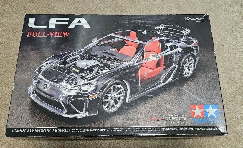 タミヤ 1/24 No.325 フルビュー レクサス LFA プラモデル