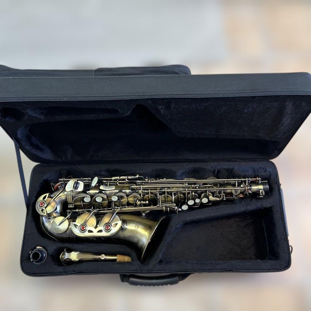 サックス　SAX