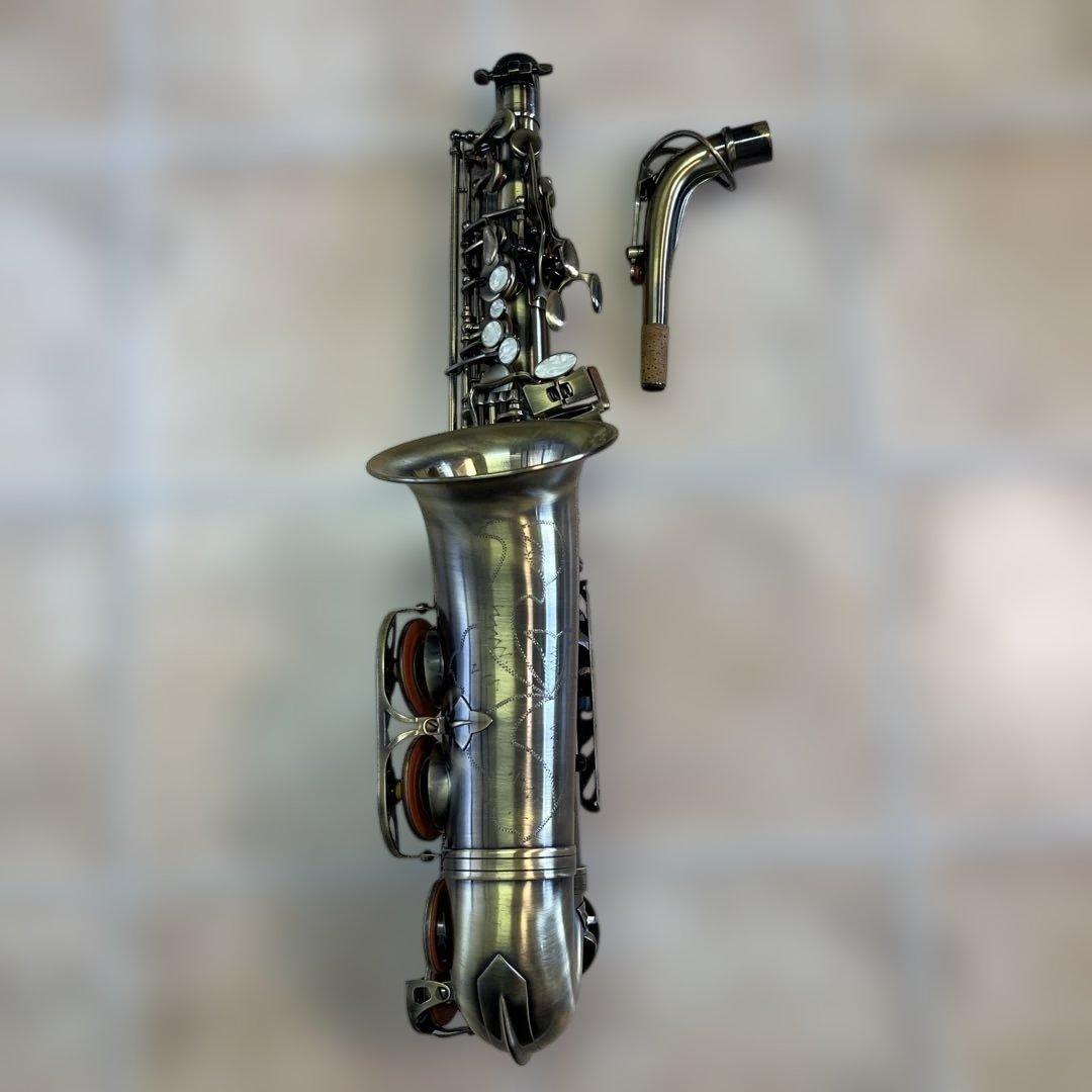 サックス　SAX