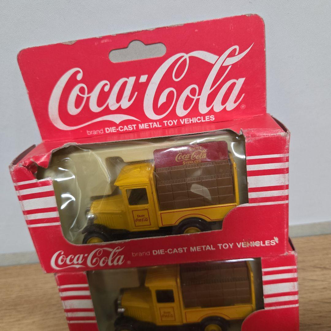 90's コカ・コーラ　ダイキャスト 英国製 メタルトイ ミニカー 4種 全8台