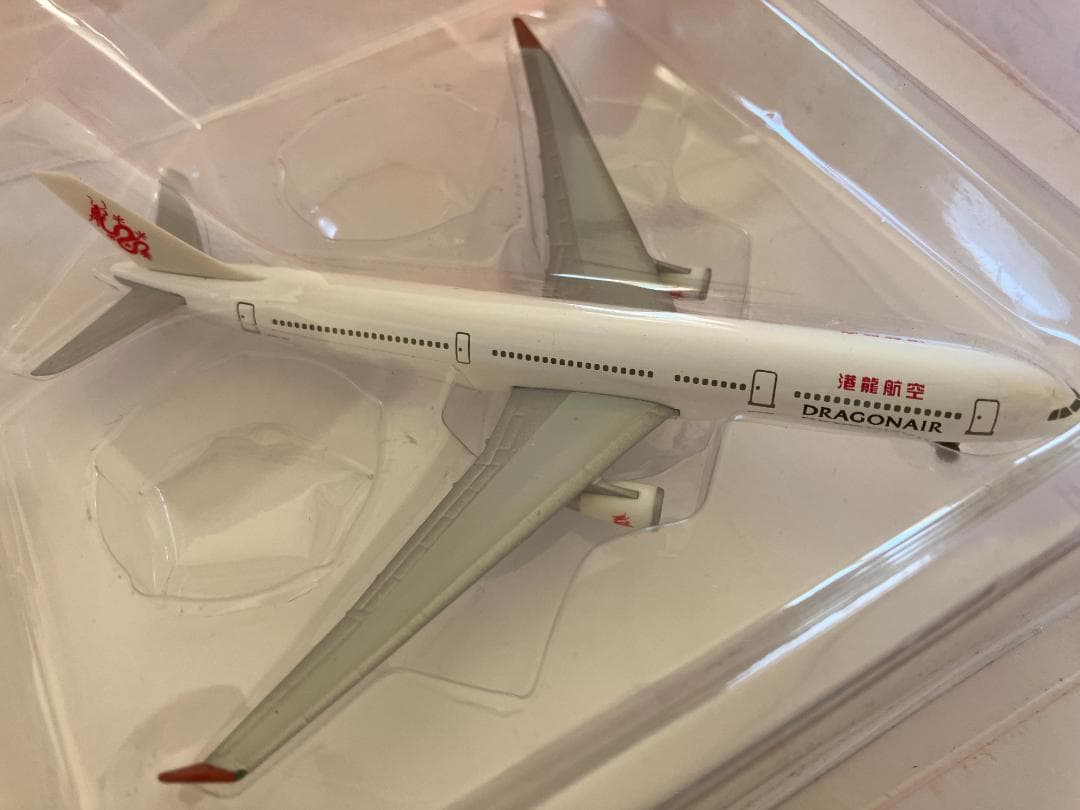 旅客機模型　ドラゴン航空　A330-300　　　た