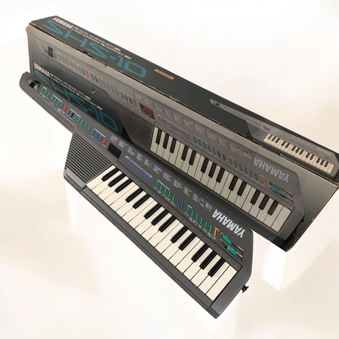 YAMAHA SHS-10 デジタルキーボード　ショルダー　ピアノ