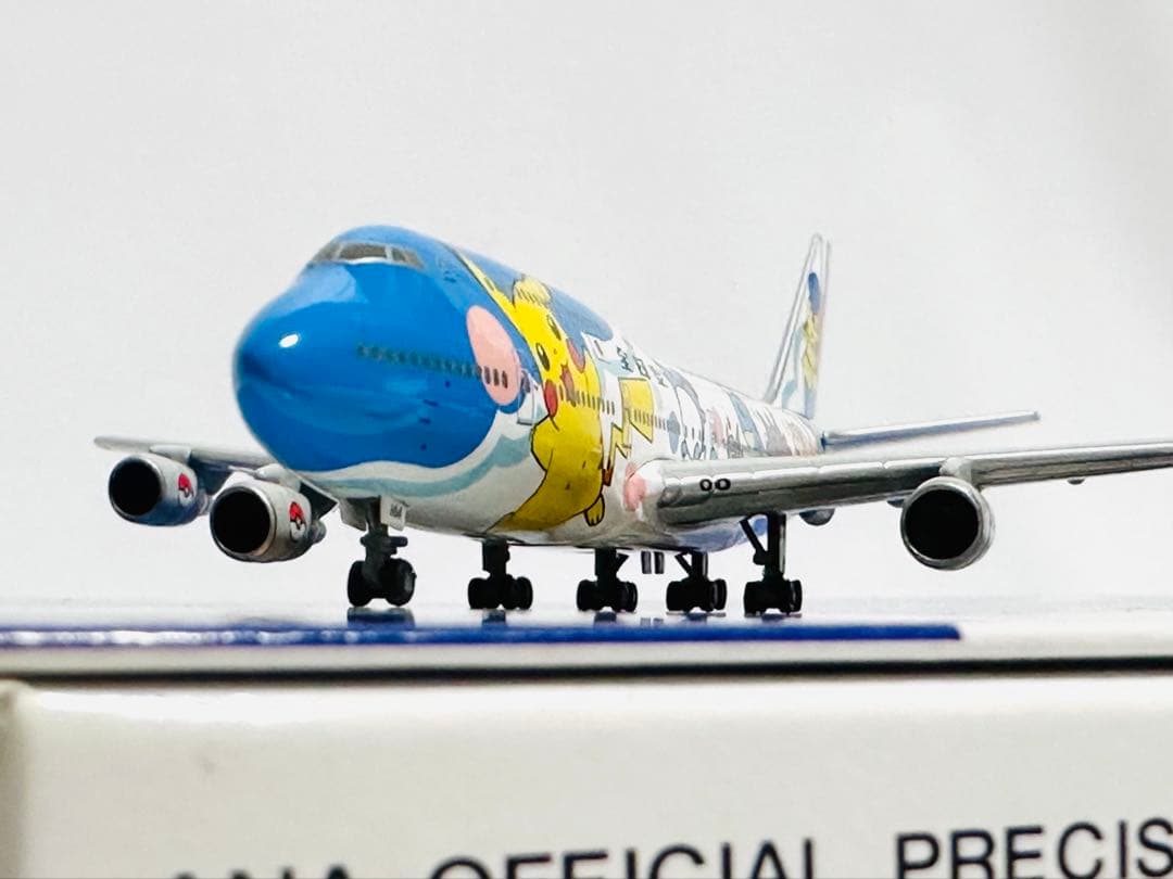 全日空商事 1/500 B747-400 ANAポケモンジェット1999
