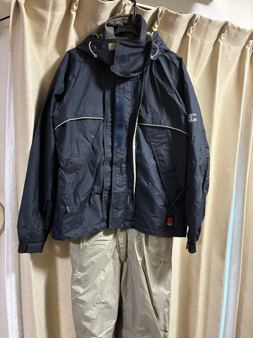 フィッシングスーツ(上下セット) ネイビー　Lサイズ