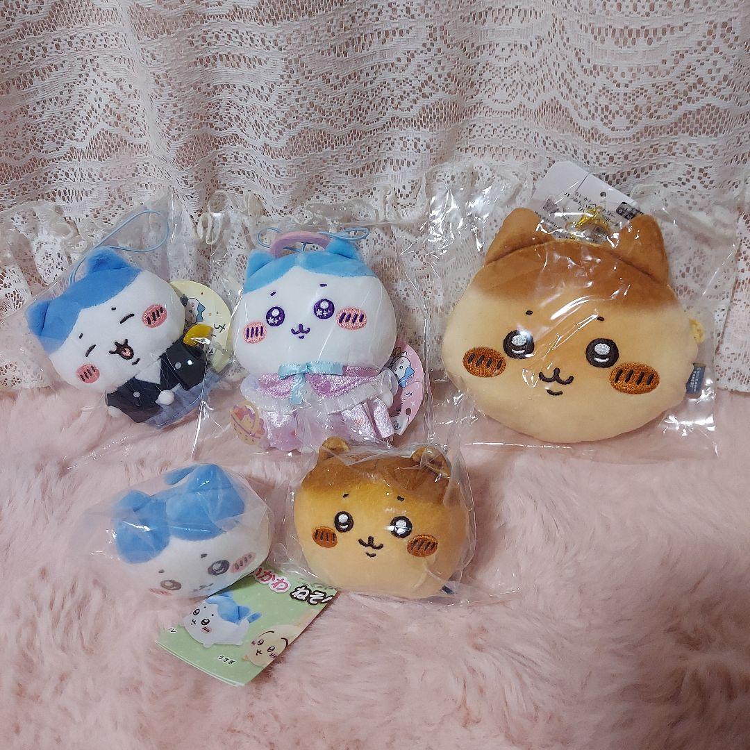ちいかわ　ハチワレまとめ売り19点+おまけ8
