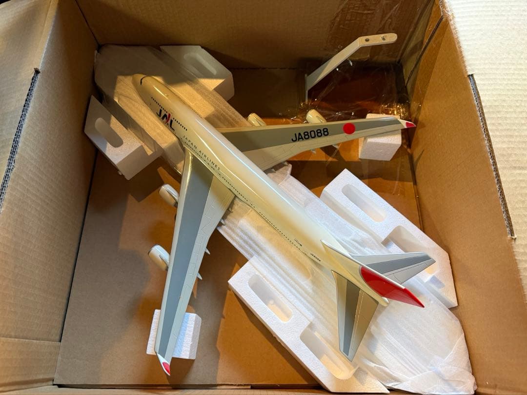JAL 日本航空 公式販売B747-400 ジャンボ 大型 ディスプレイモデル