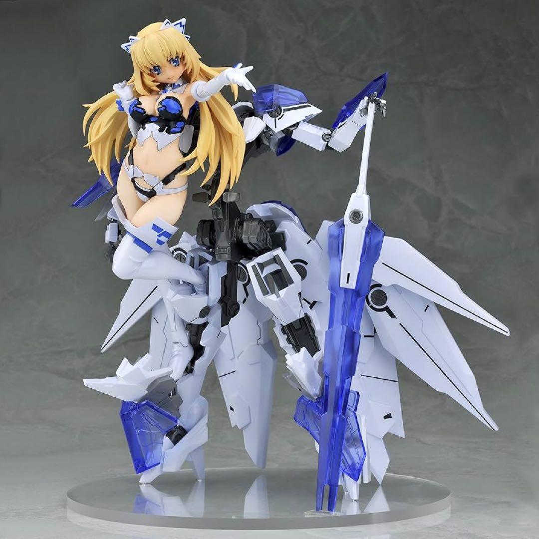武装神姫 レーネ ImageModel, キューズ
