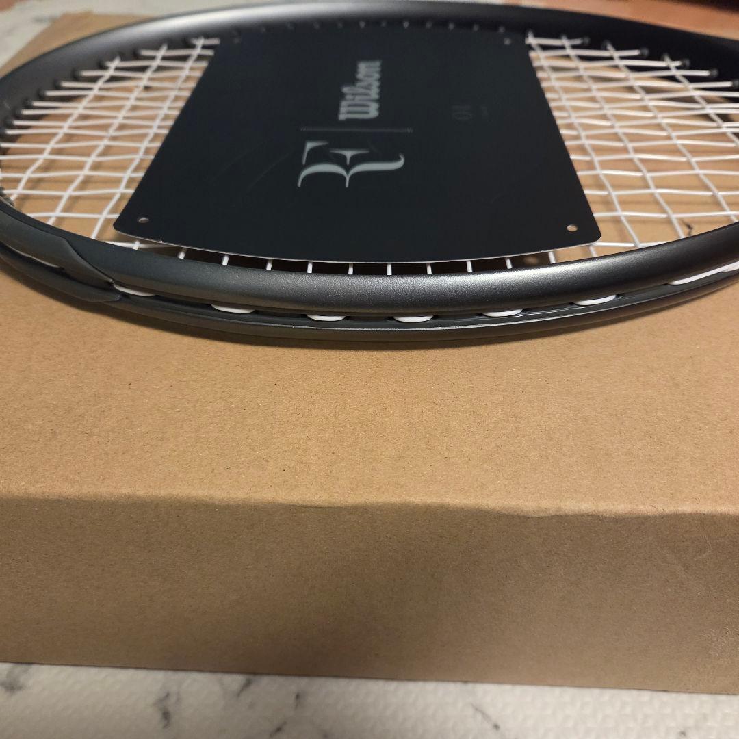 WILSON RF01 /テニスラケット　グリップ2