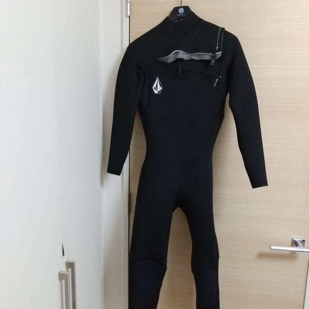 VOLCOM ブラック フルスーツ 3/2mm