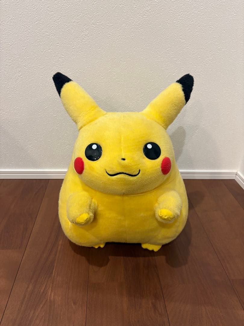 ピカチュウ　等身大　初代　初期