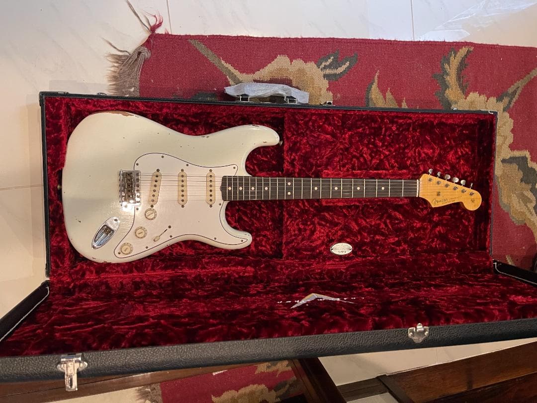 ギター Fender Custom Shop LTD 64 Stratocaster