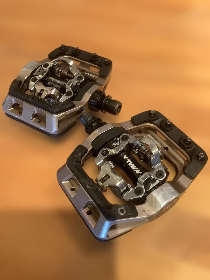 DMR VTWIN ビンディングペダル　Gray