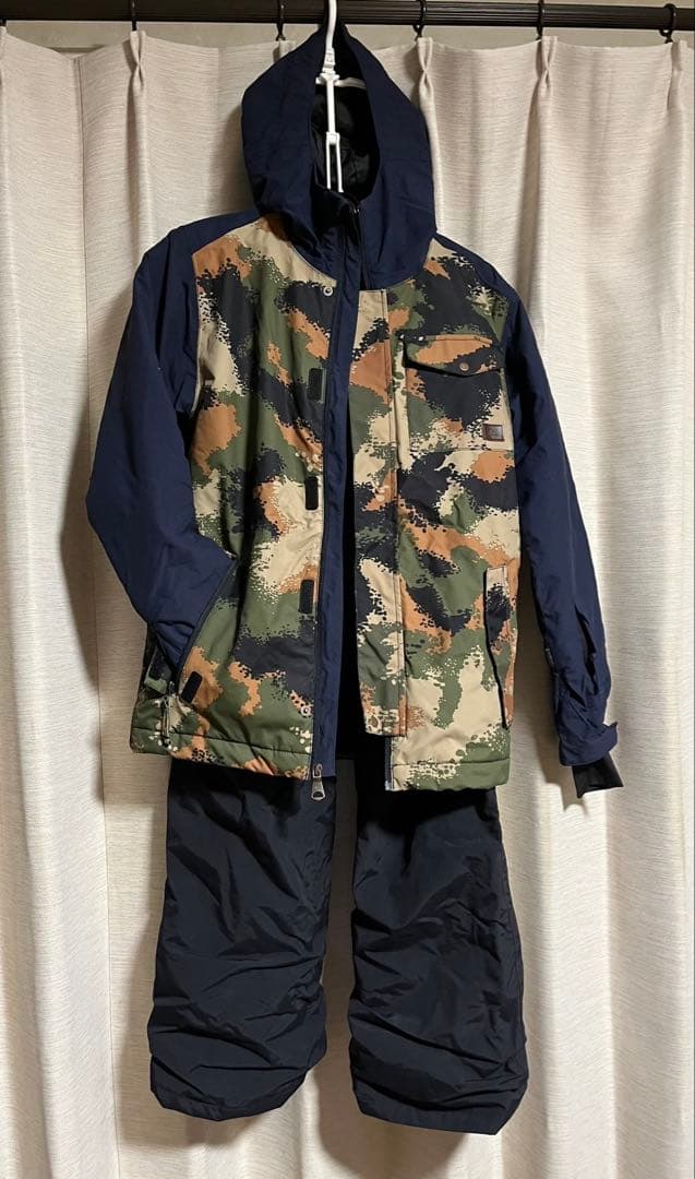 スノーボードウェア　ジュニア　150 QUICKSILVER & BURTON
