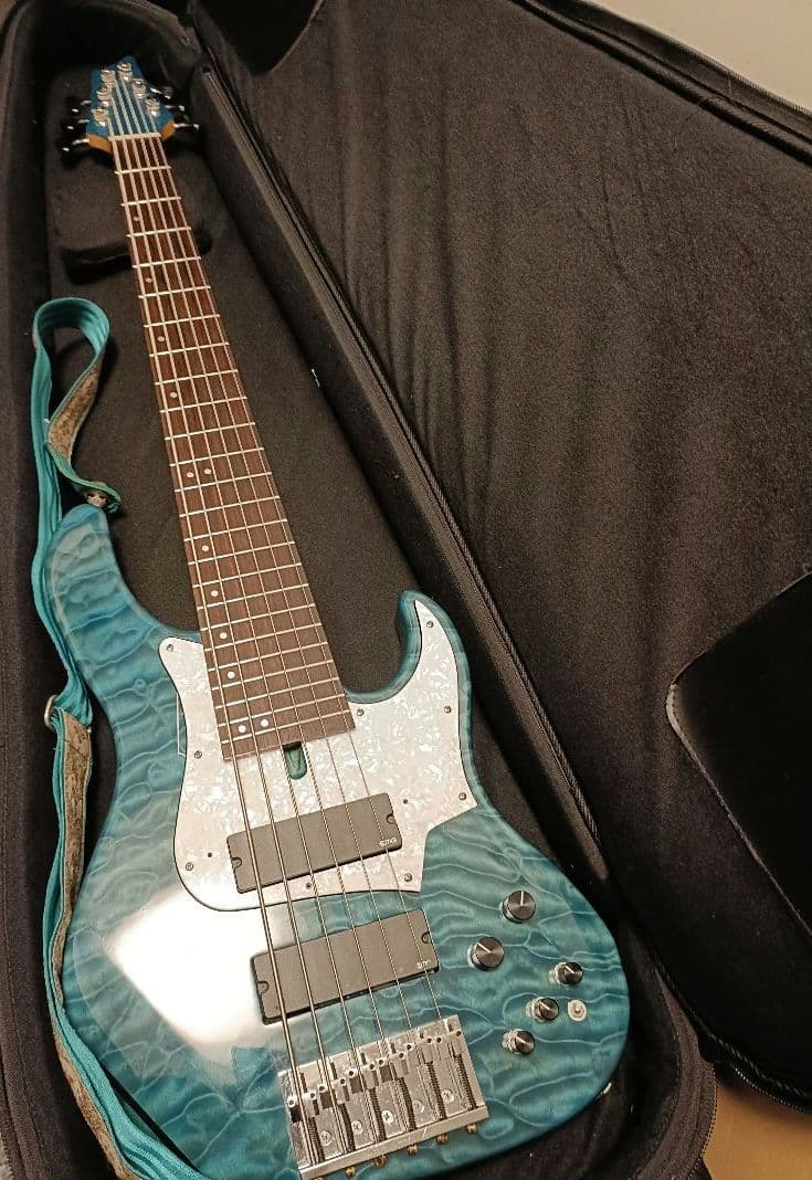 ATELIER　Z　J-NOTE ６弦ベース　　BASS