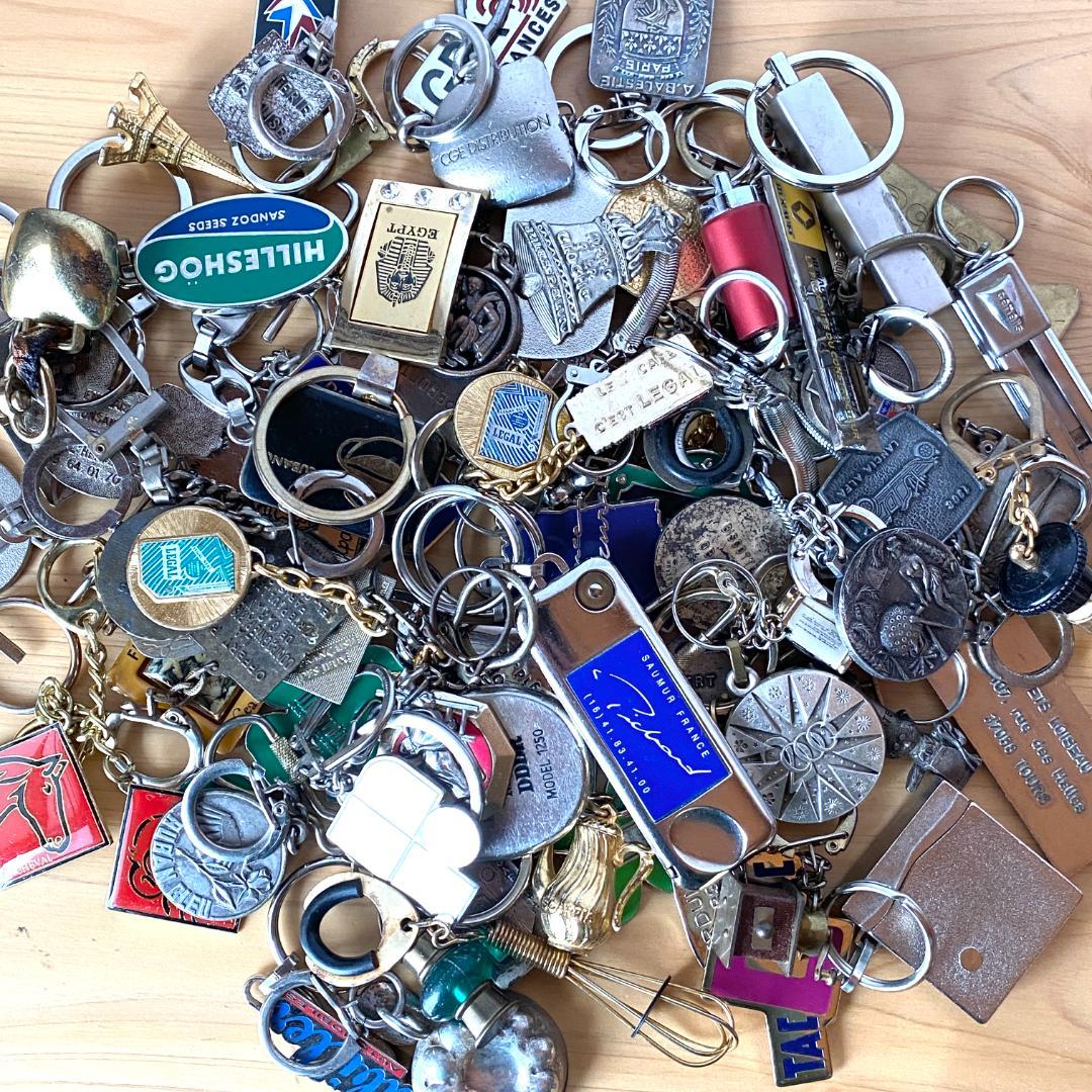 75個セット フランスヴィンテージ 金属製 キーホルダーまとめ売り D13