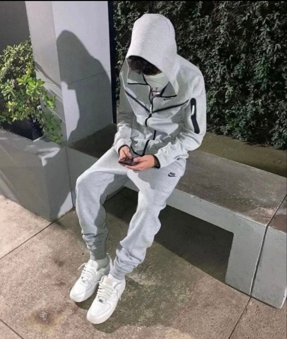 Nike グレー ジャージ上下セット Mサイズ