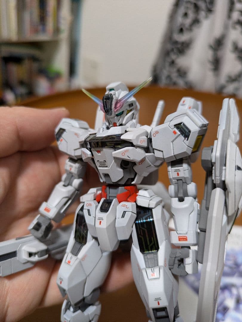 ガンダム　キャリバーン HGモデル ホワイト ガンダム完成品　塗装済