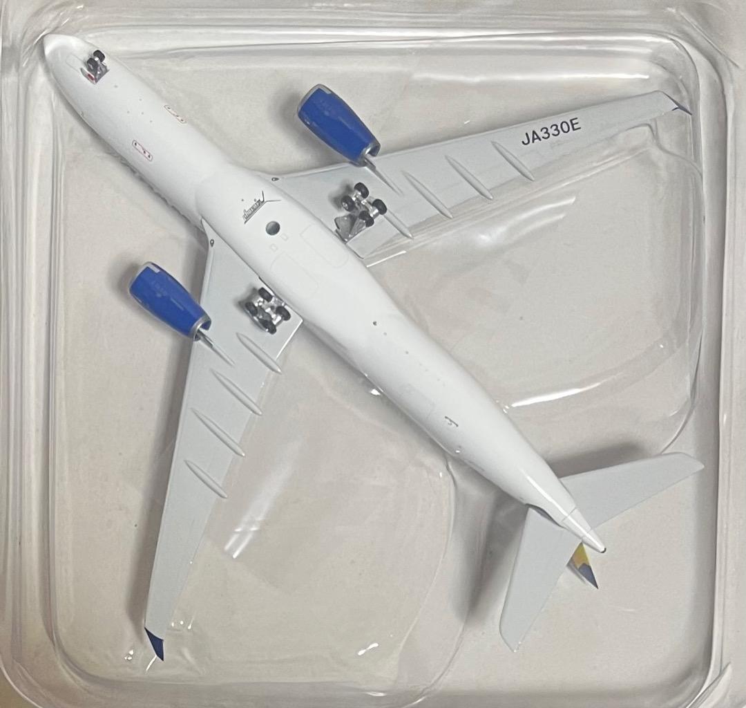 航空機・ヘリコプター Skymark A330-300 JA330D